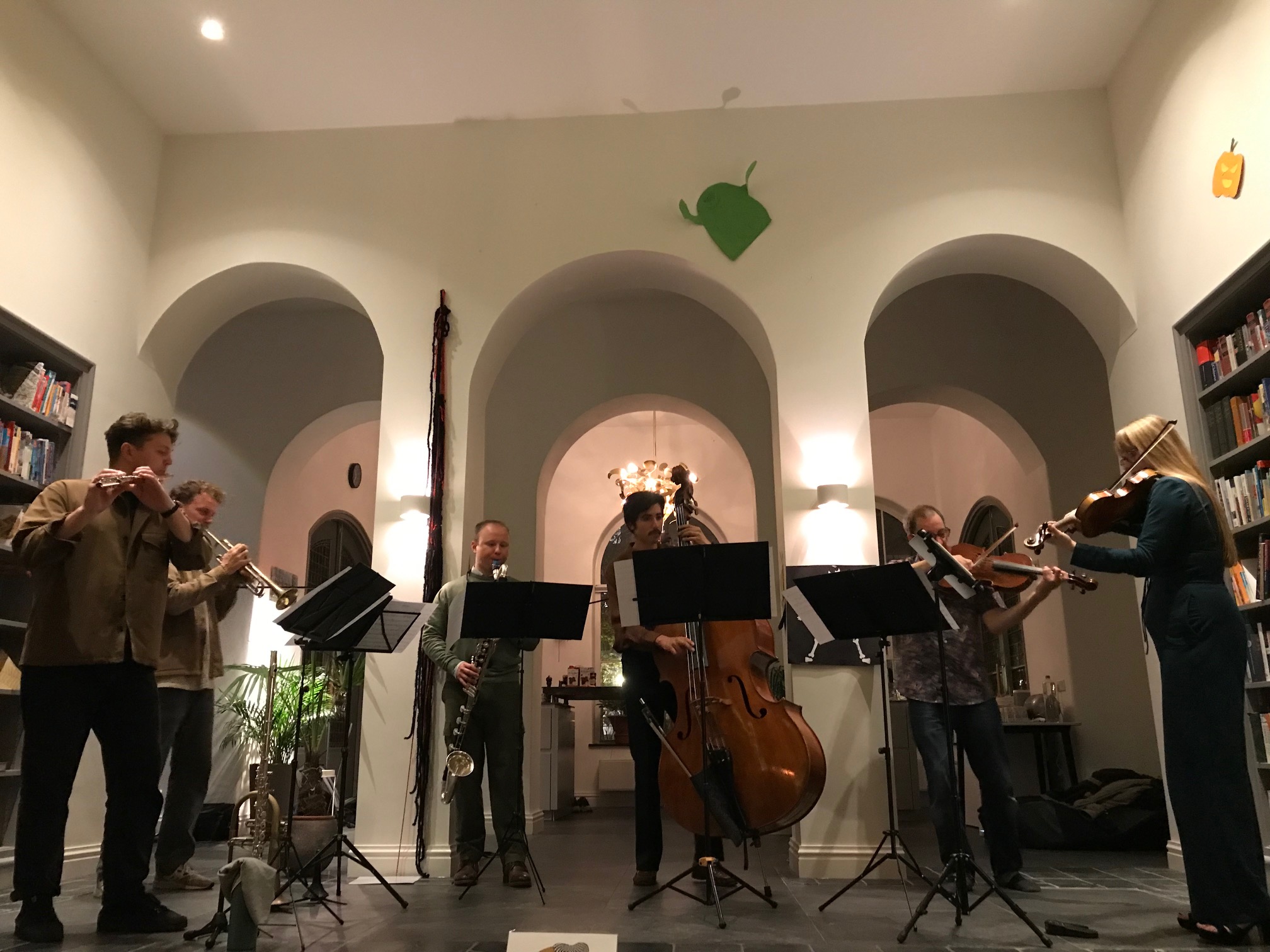 Hemelse jazz in Leidse huiskamers